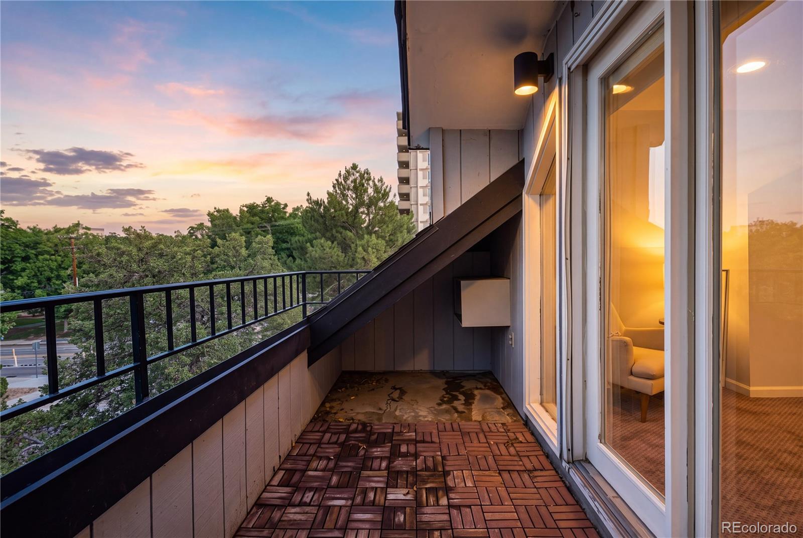 MLS Image #29 for 690 n pennsylvania street,denver, Colorado