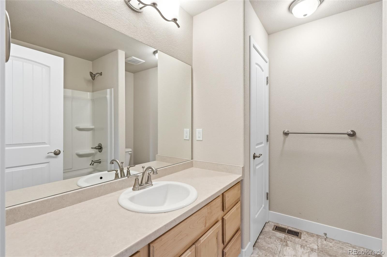 MLS Image #18 for 10512 w 18th street,greeley, Colorado