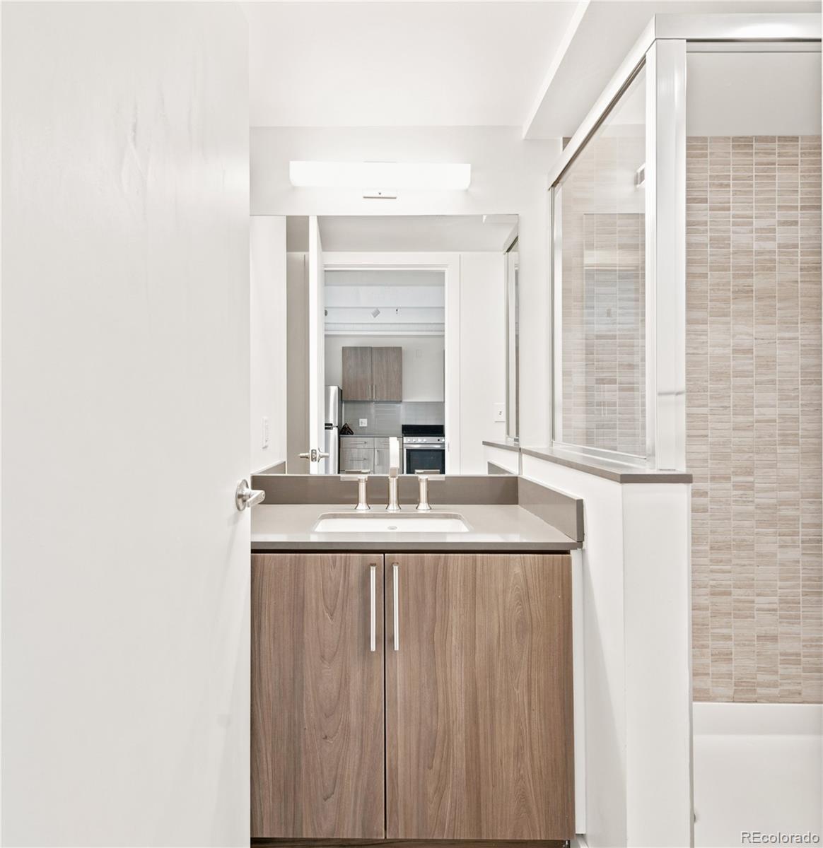 MLS Image #10 for 1495  vrain street,denver, Colorado