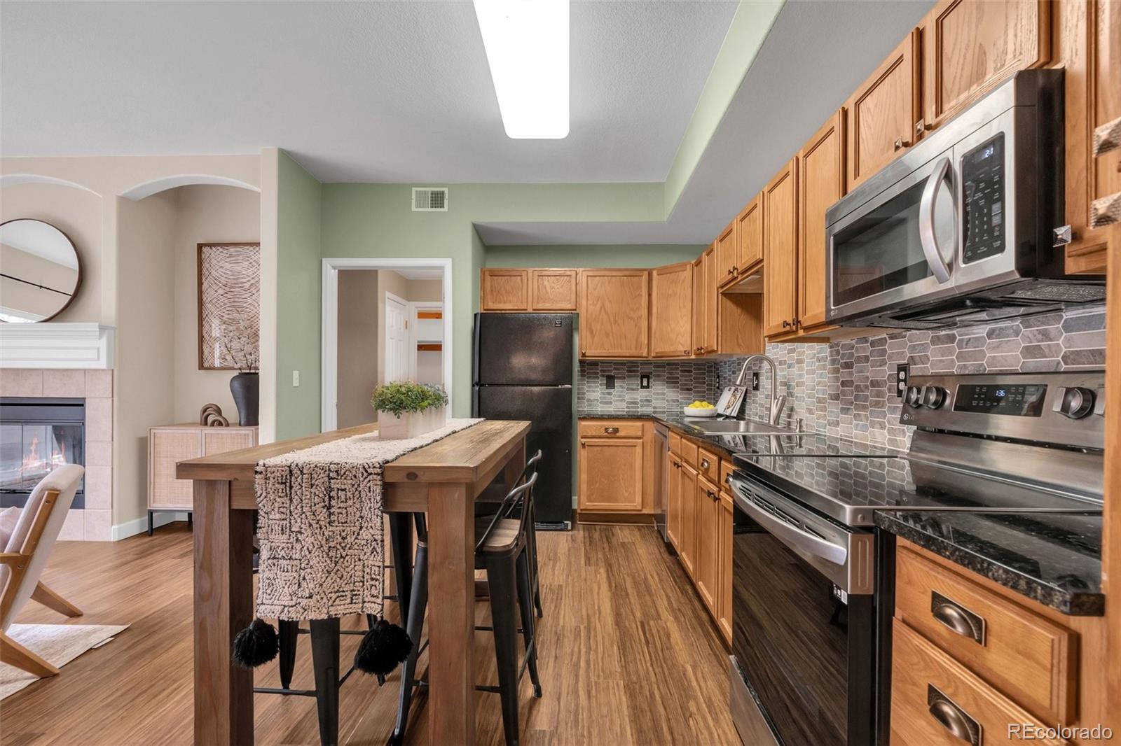 MLS Image #10 for 7111 s wenatchee way,aurora, Colorado