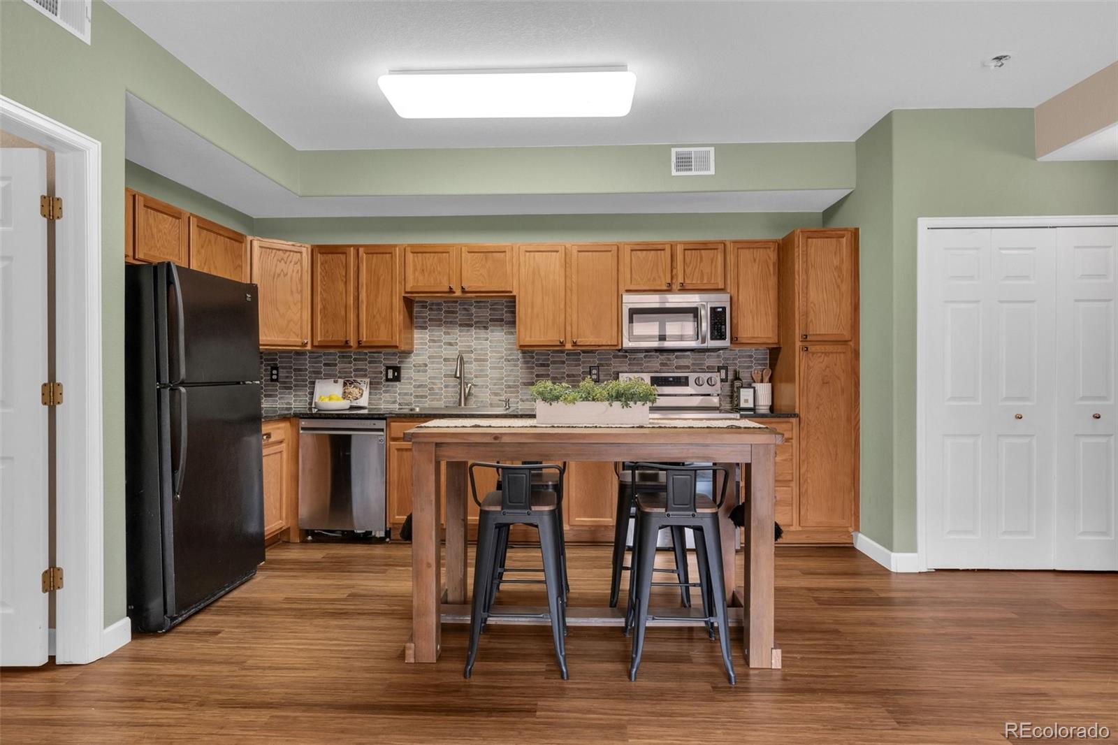 MLS Image #7 for 7111 s wenatchee way,aurora, Colorado