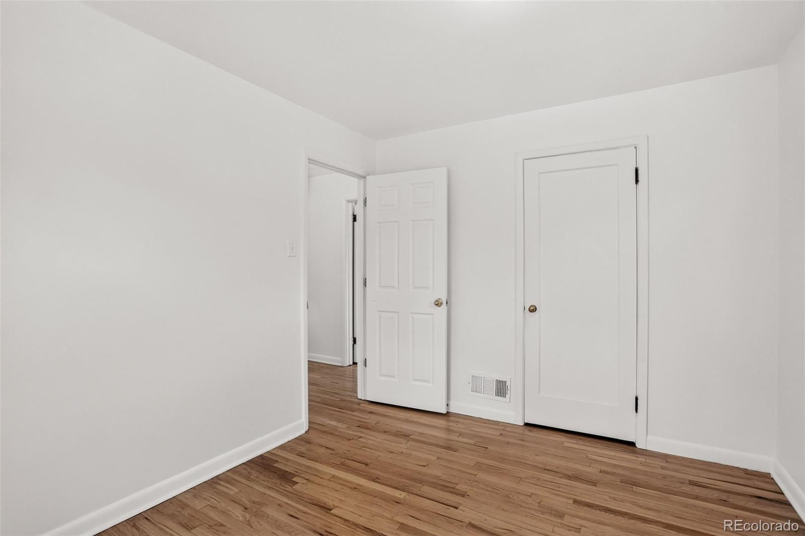 MLS Image #15 for 2716 s madison street,denver, Colorado