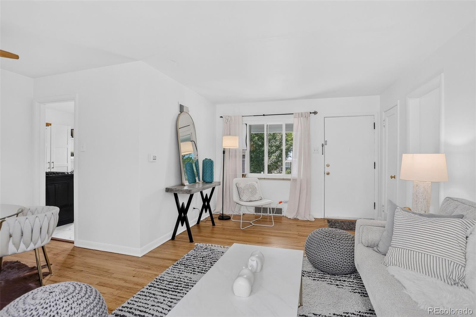 MLS Image #5 for 2716 s madison street,denver, Colorado