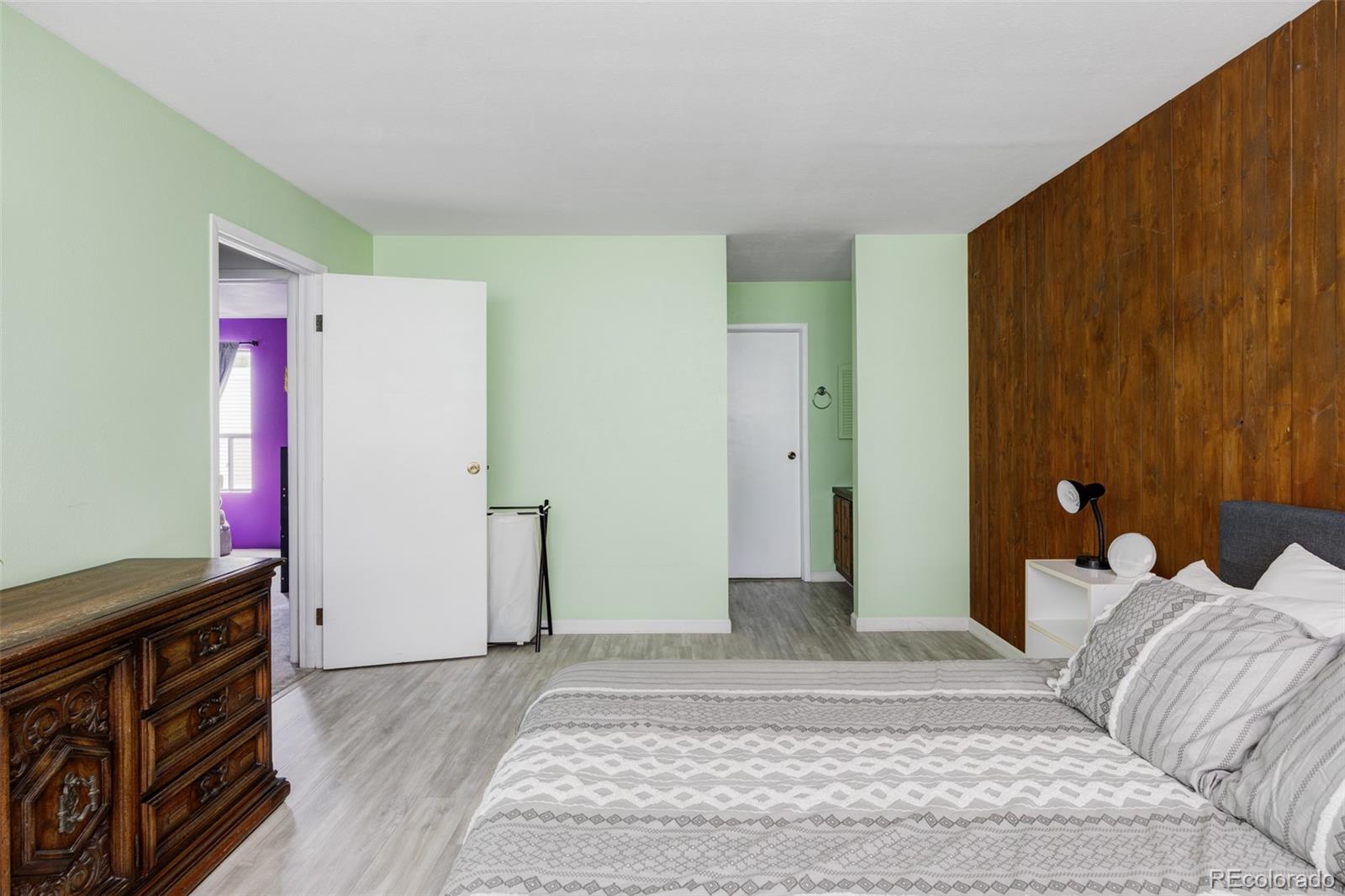MLS Image #19 for 1050 s monaco street parkway,denver, Colorado