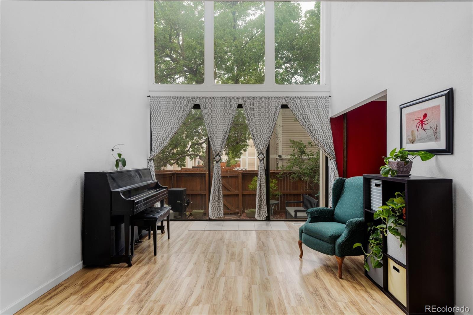 MLS Image #3 for 1050 s monaco street parkway,denver, Colorado