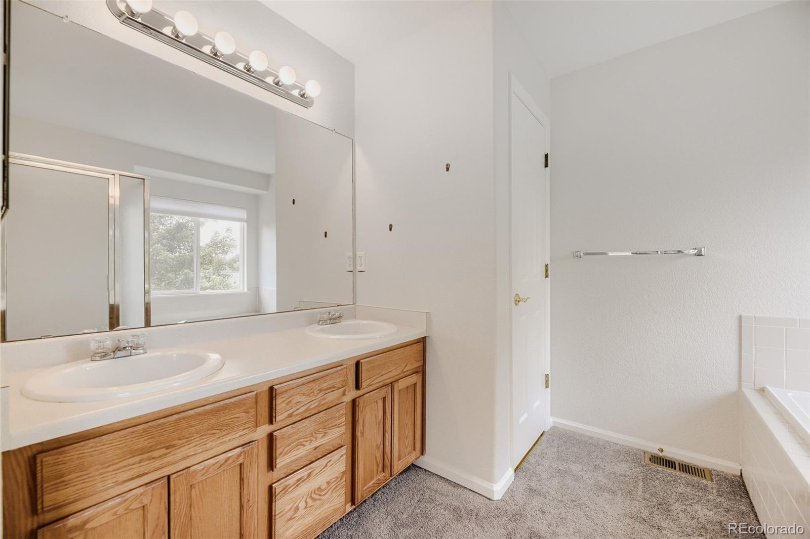 MLS Image #17 for 2831 s walden way,aurora, Colorado