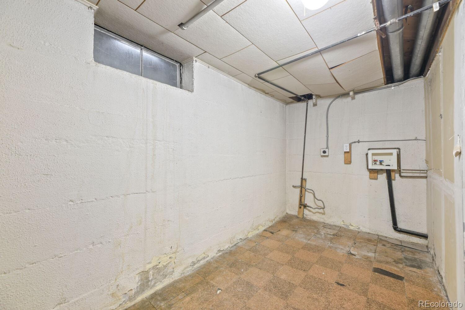 MLS Image #16 for 816 s dale court,denver, Colorado