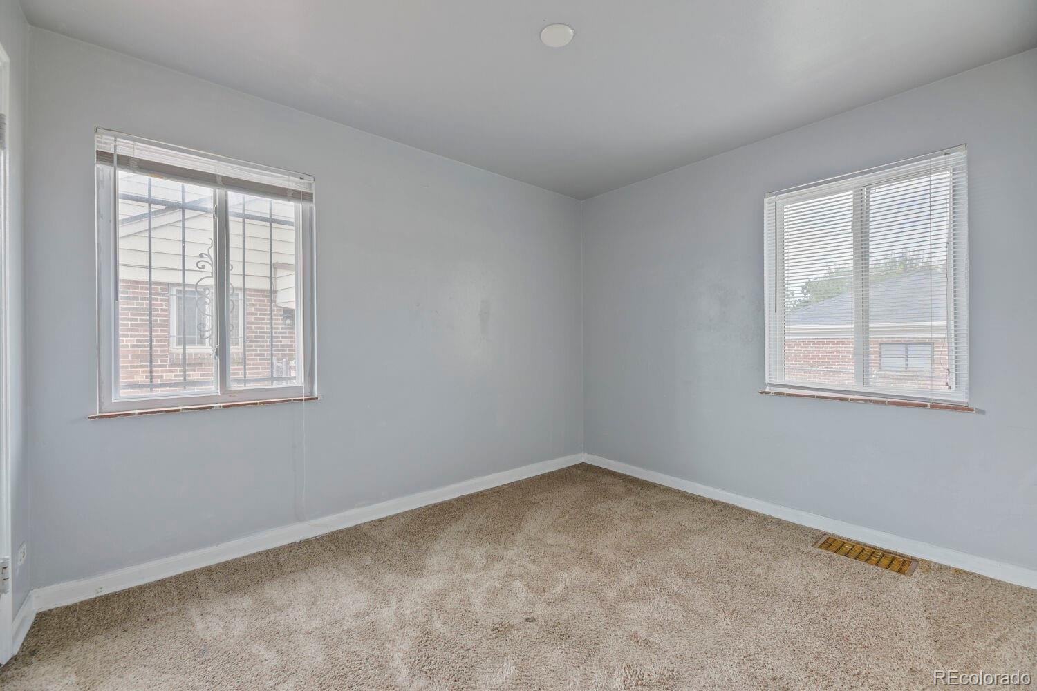 MLS Image #9 for 816 s dale court,denver, Colorado