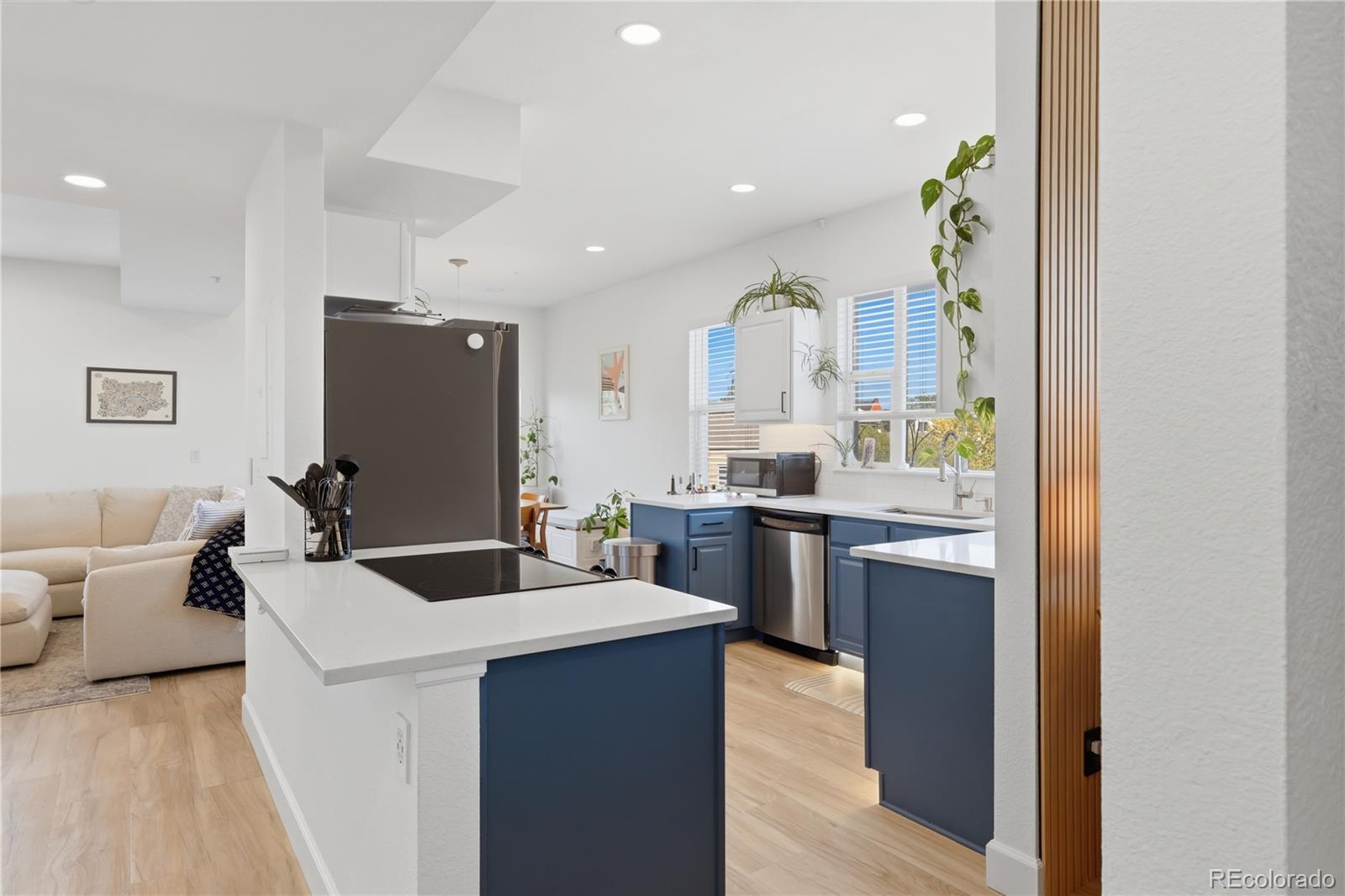 MLS Image #13 for 3025  umatilla street,denver, Colorado