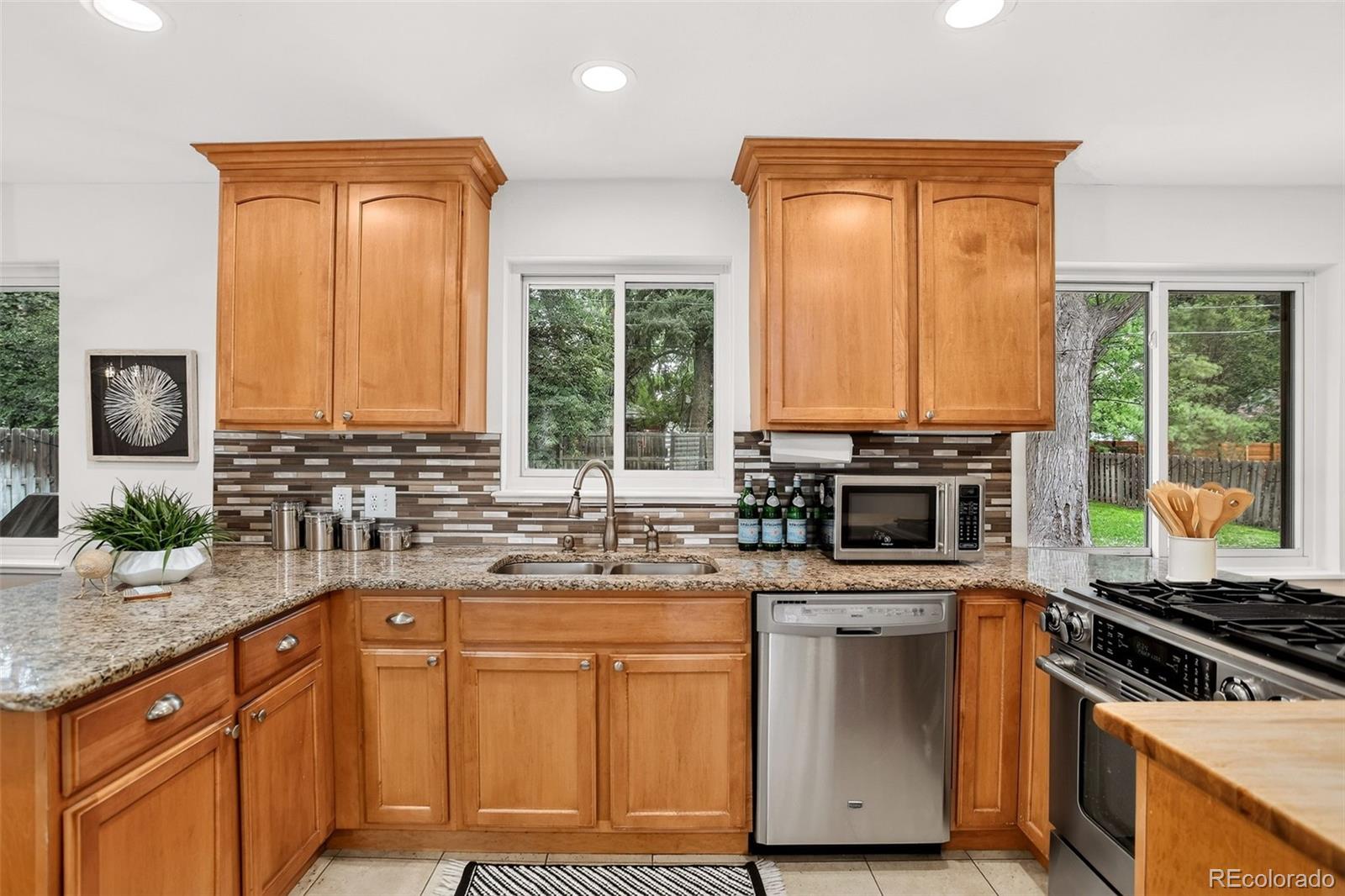 MLS Image #10 for 3048 s adams street,denver, Colorado