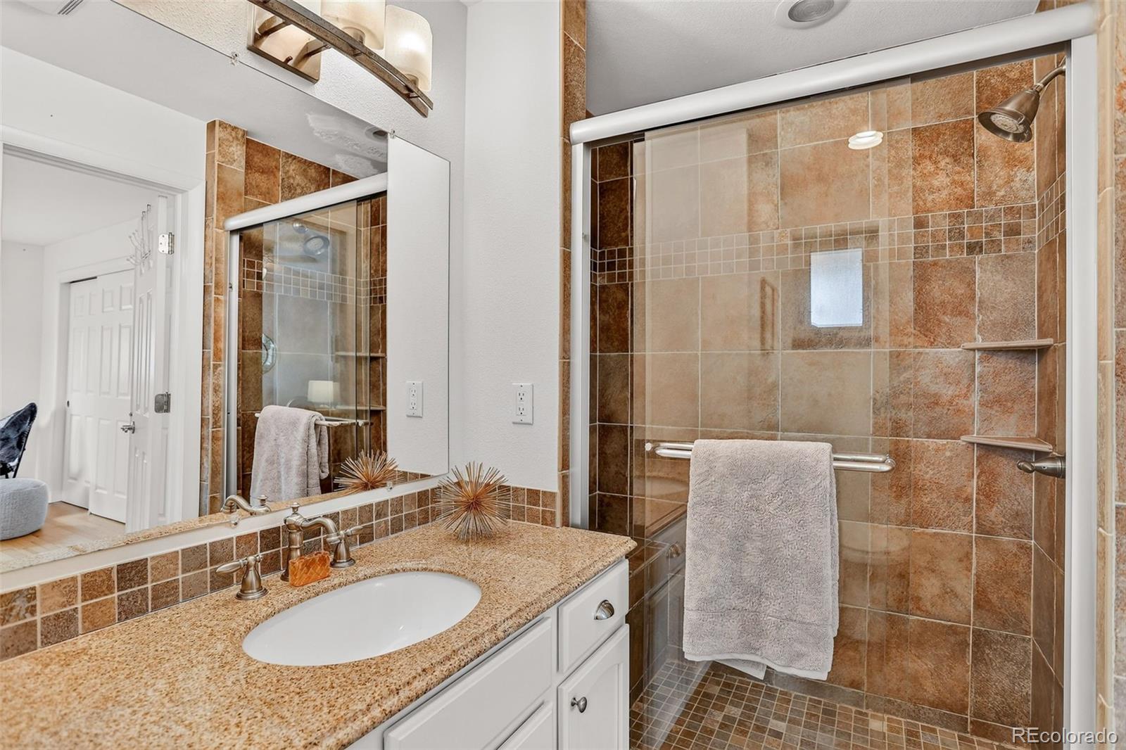 MLS Image #13 for 3048 s adams street,denver, Colorado