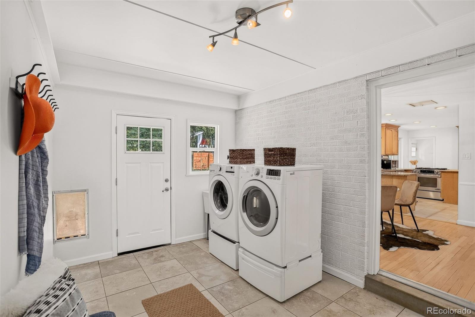 MLS Image #19 for 3048 s adams street,denver, Colorado
