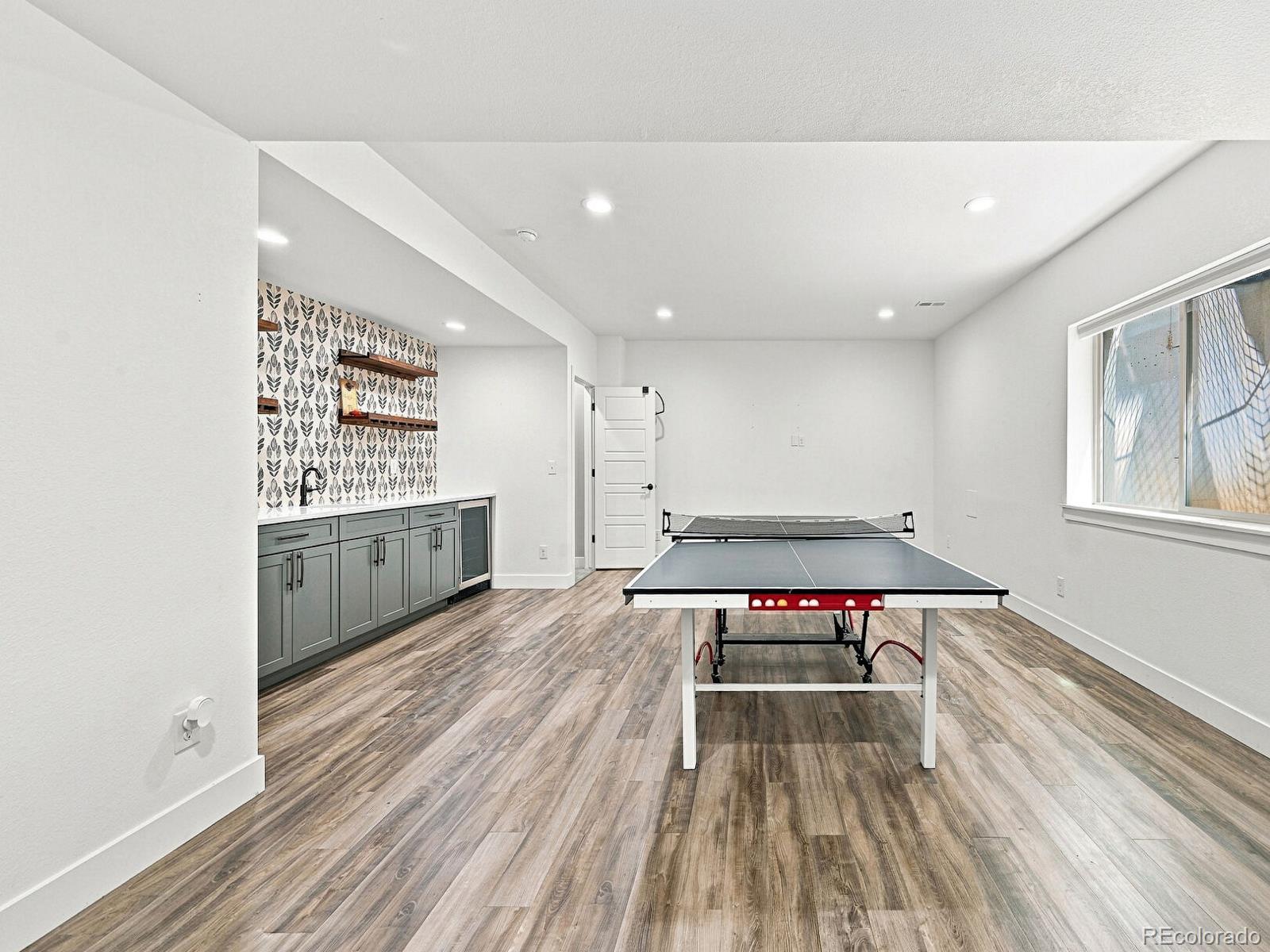 MLS Image #21 for 10730 e 26th avenue,aurora, Colorado
