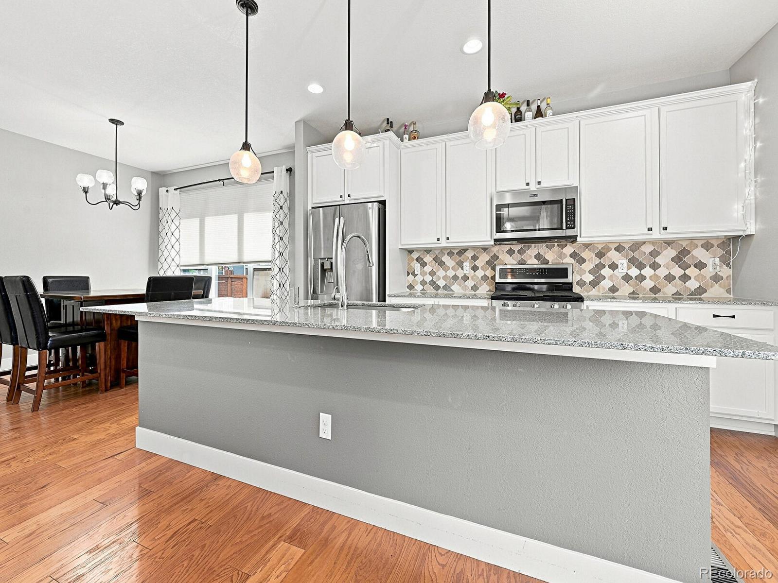 MLS Image #6 for 10730 e 26th avenue,aurora, Colorado
