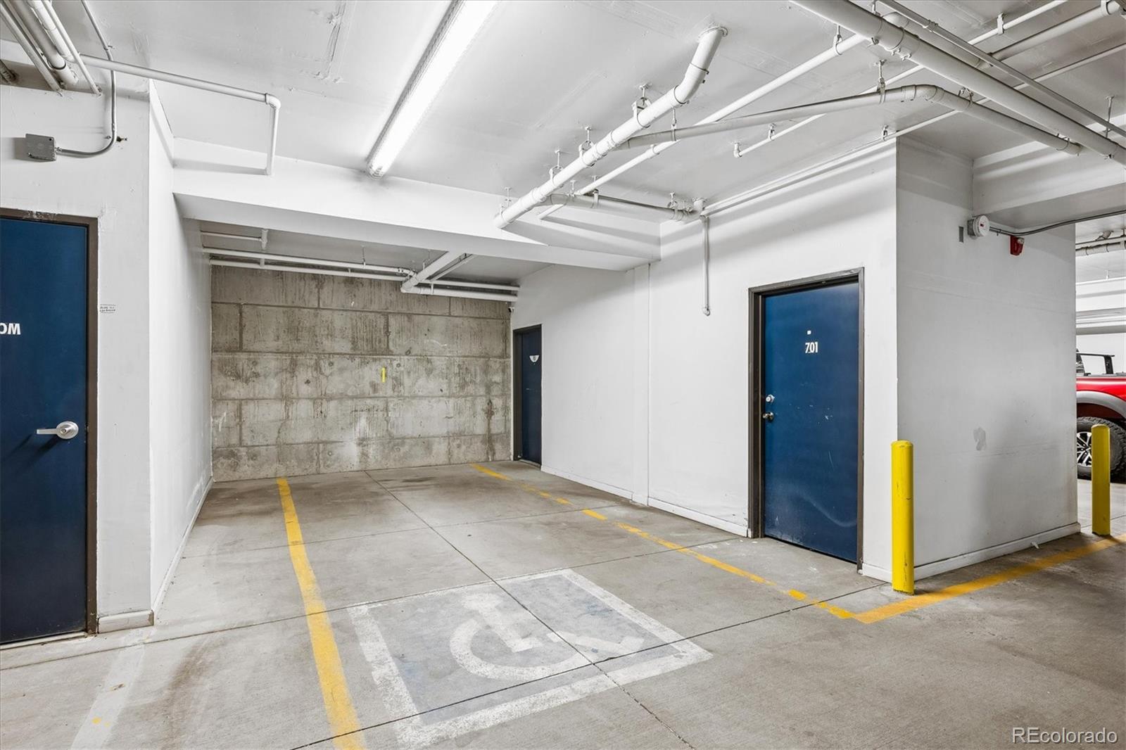 MLS Image #18 for 220  roslyn street,denver, Colorado
