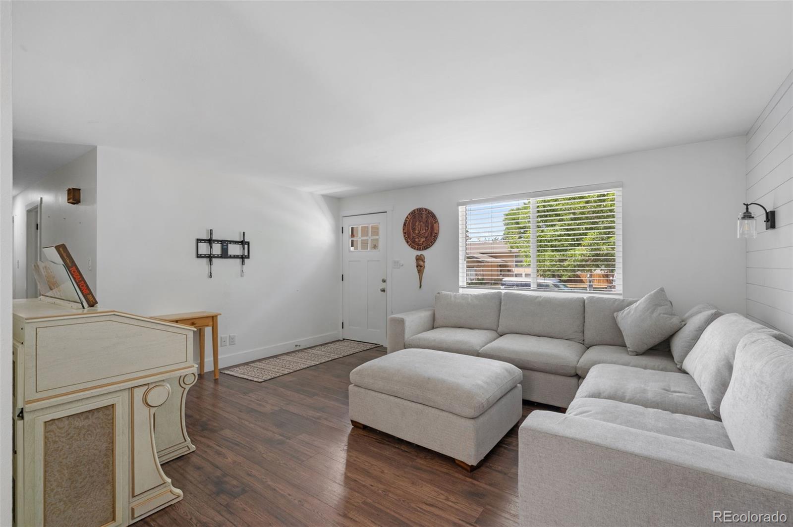 MLS Image #8 for 4234 w radcliff avenue,denver, Colorado