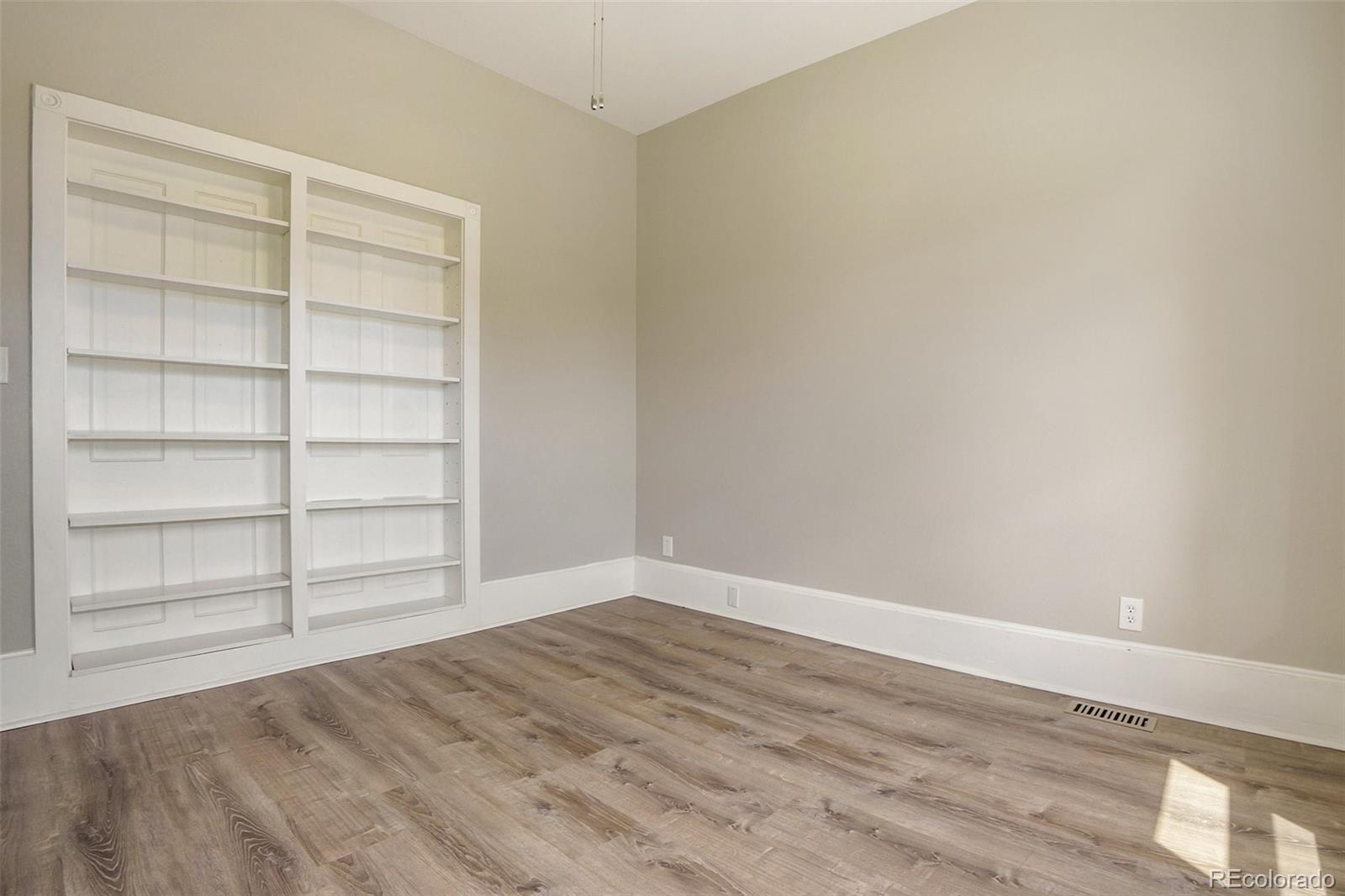 MLS Image #11 for 1914 e monument street,colorado springs, Colorado