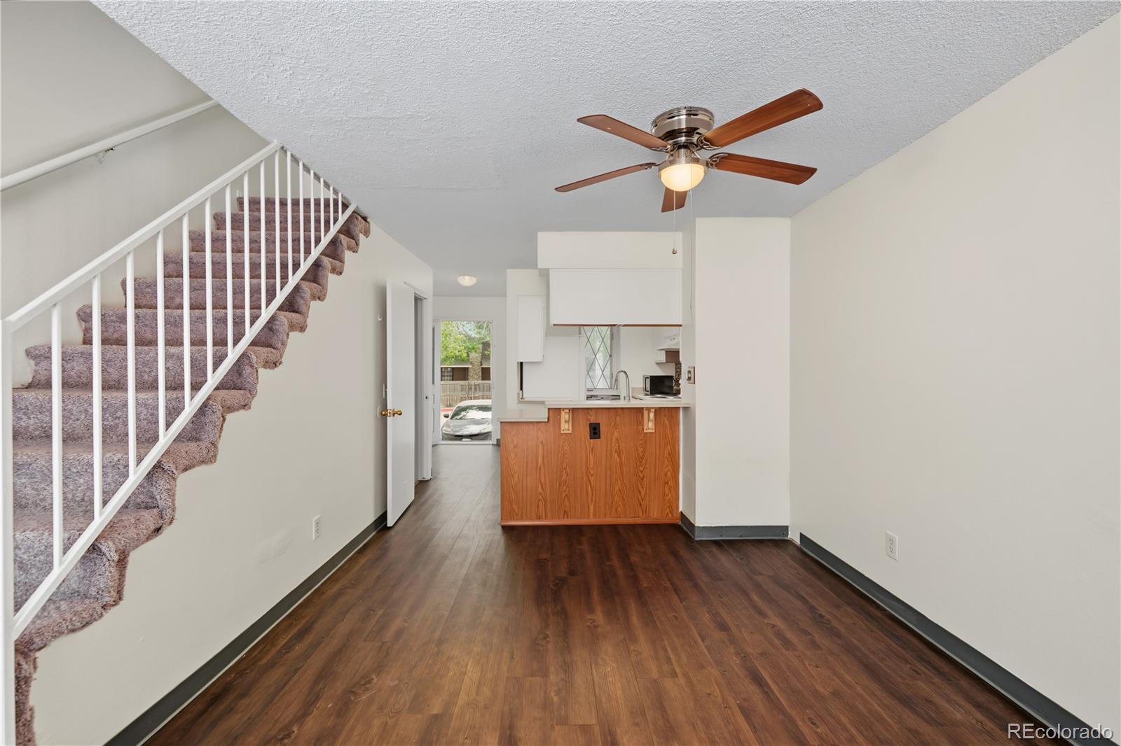 MLS Image #5 for 15566 e louisiana avenue,aurora, Colorado