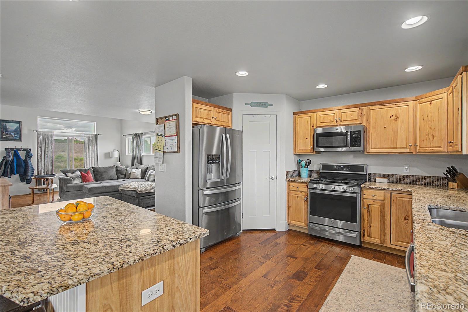 MLS Image #9 for 859  circle road,palmer lake, Colorado
