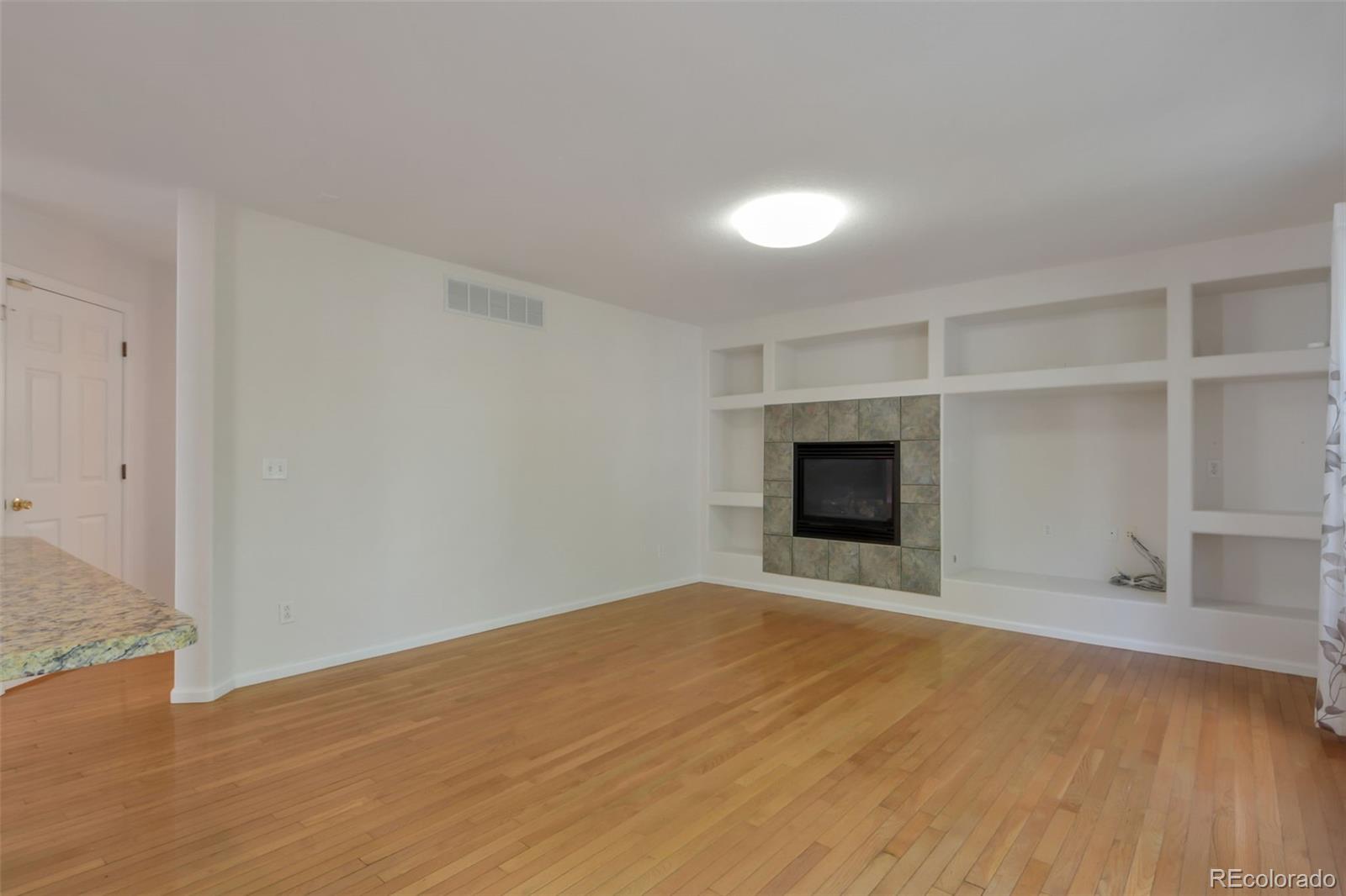 MLS Image #9 for 19464 e bates avenue,aurora, Colorado