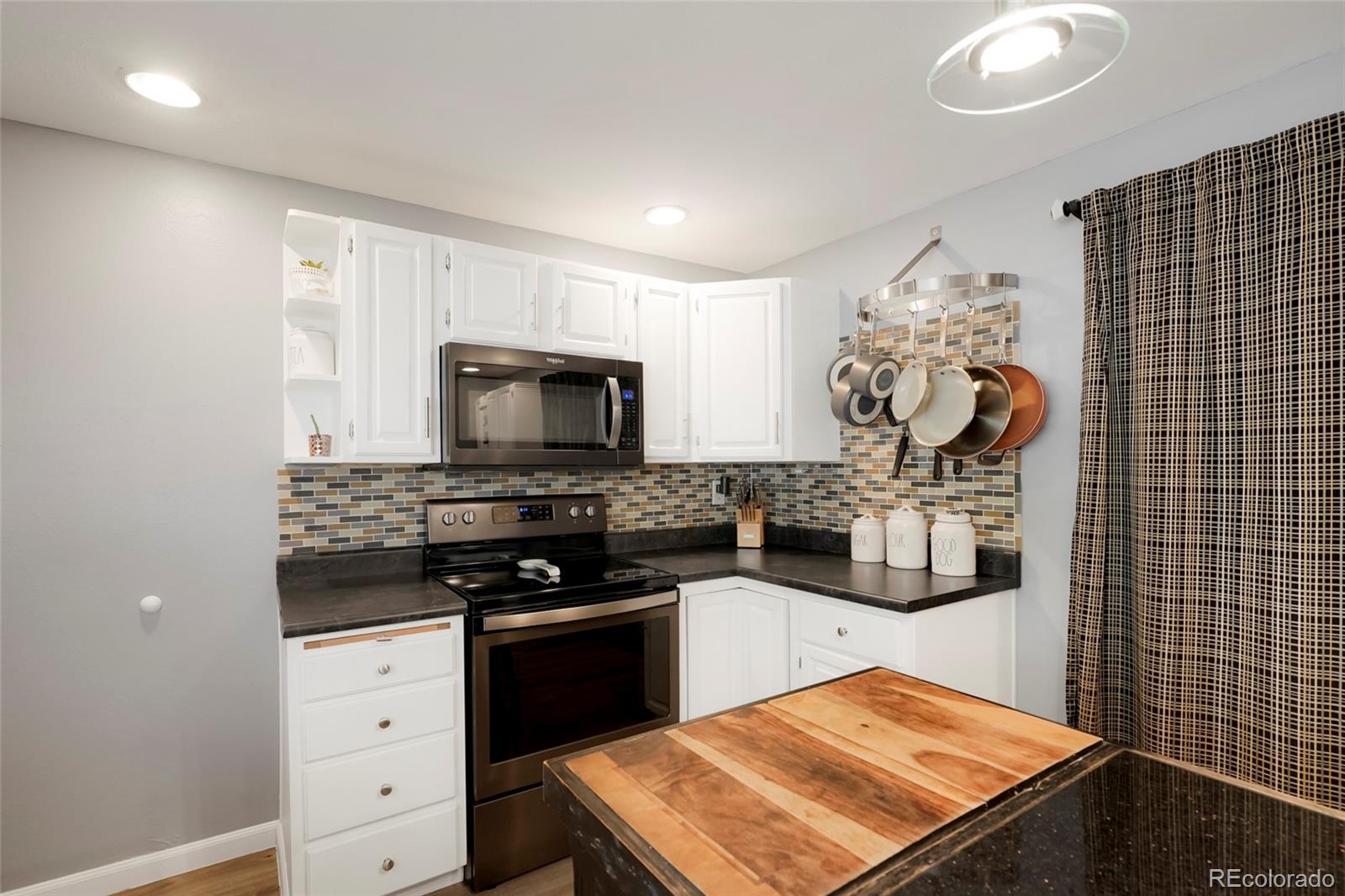 MLS Image #12 for 6607  eaton street,arvada, Colorado