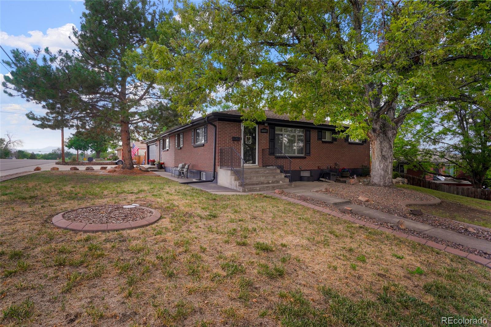 MLS Image #3 for 6607  eaton street,arvada, Colorado