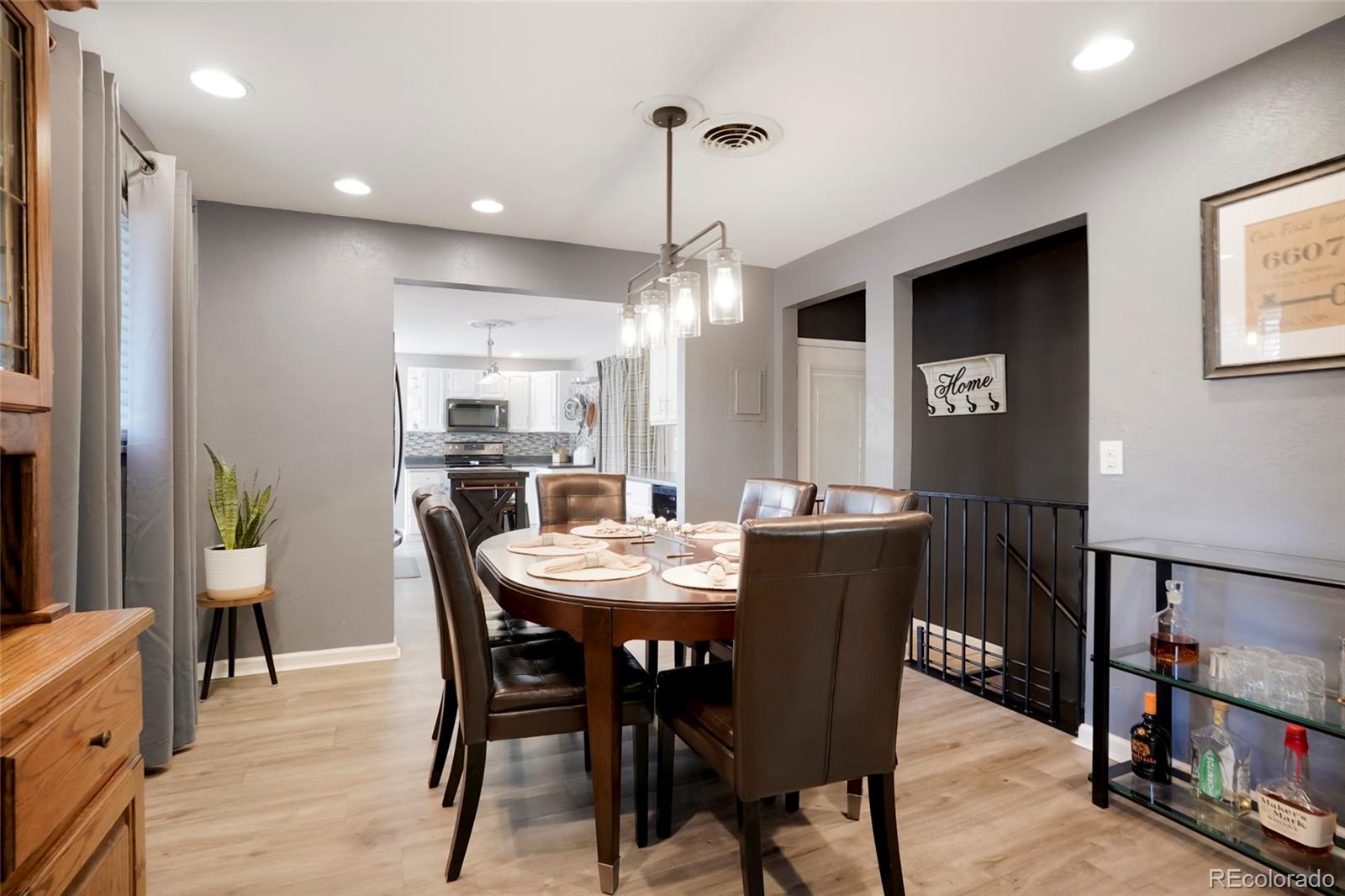 MLS Image #9 for 6607  eaton street,arvada, Colorado