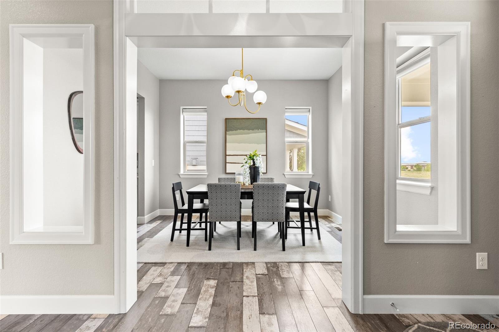 MLS Image #13 for 9442 e 53rd avenue,denver, Colorado