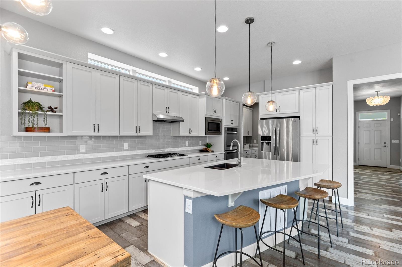 MLS Image #20 for 9442 e 53rd avenue,denver, Colorado