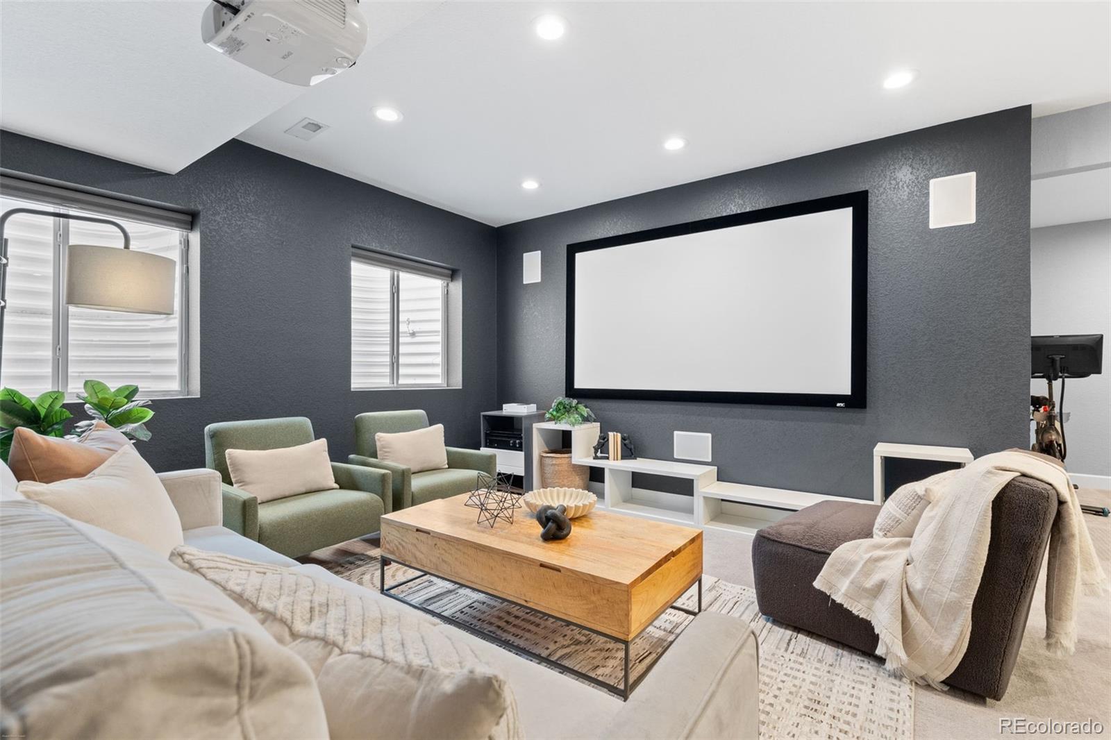 MLS Image #3 for 9442 e 53rd avenue,denver, Colorado