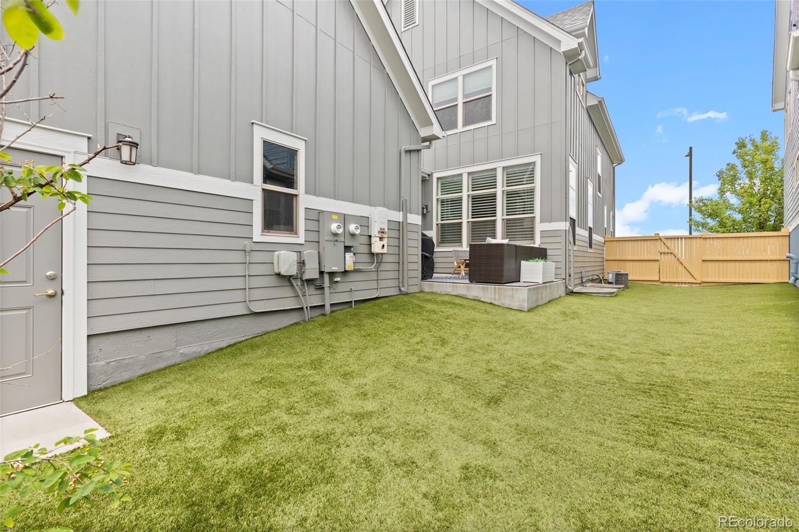 MLS Image #33 for 9442 e 53rd avenue,denver, Colorado
