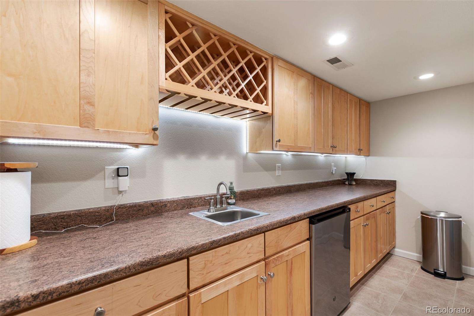 MLS Image #37 for 3385  hollycrest drive,colorado springs, Colorado