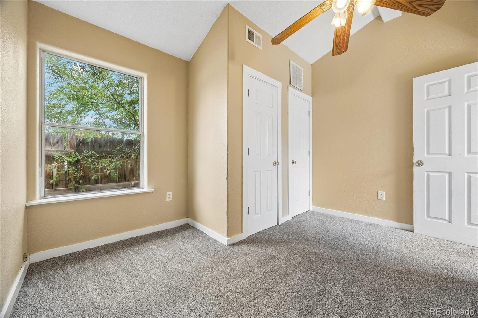 MLS Image #24 for 937 s vrain street,denver, Colorado