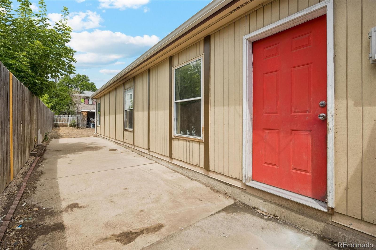 MLS Image #29 for 937 s vrain street,denver, Colorado