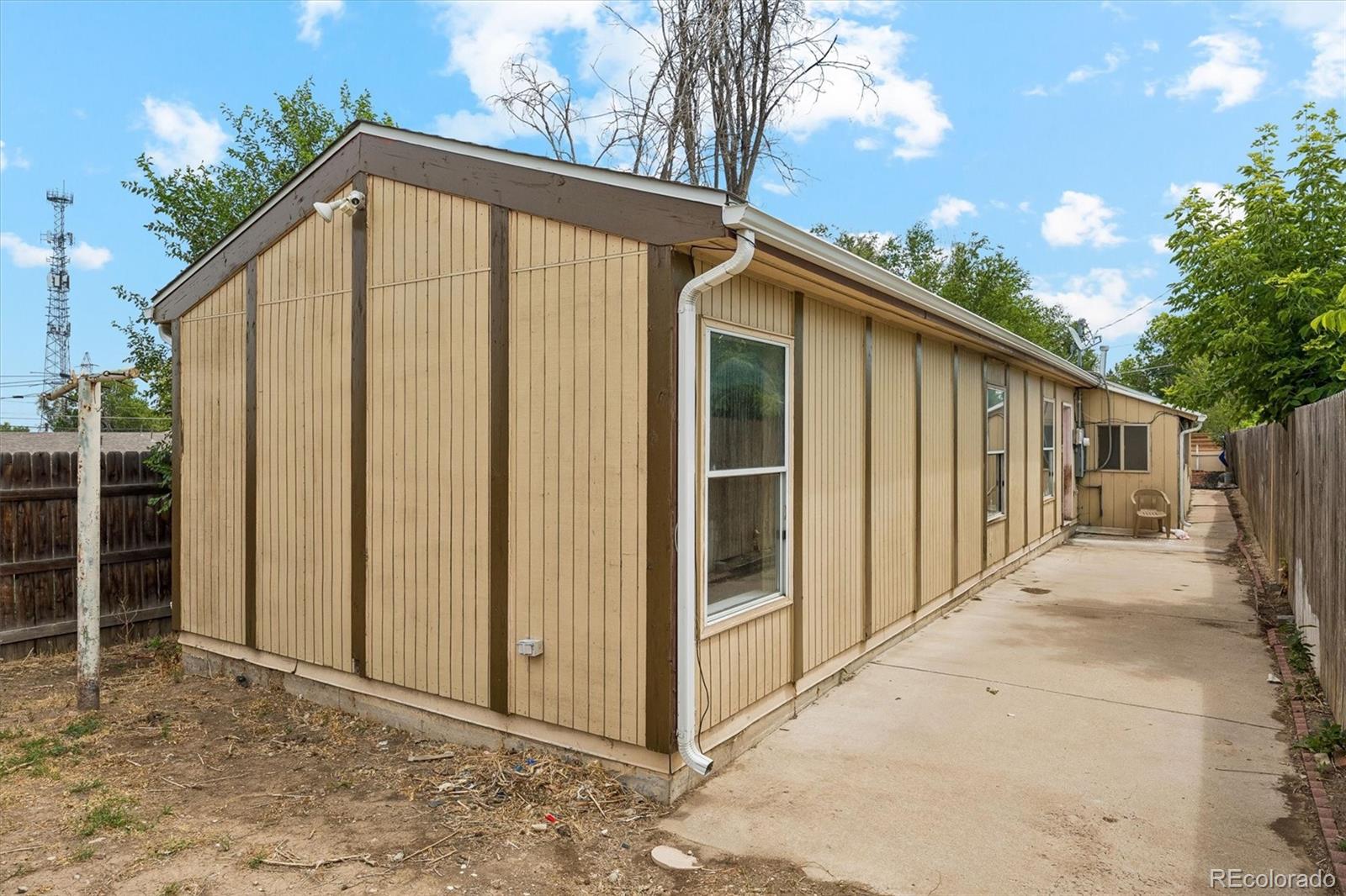 MLS Image #30 for 937 s vrain street,denver, Colorado
