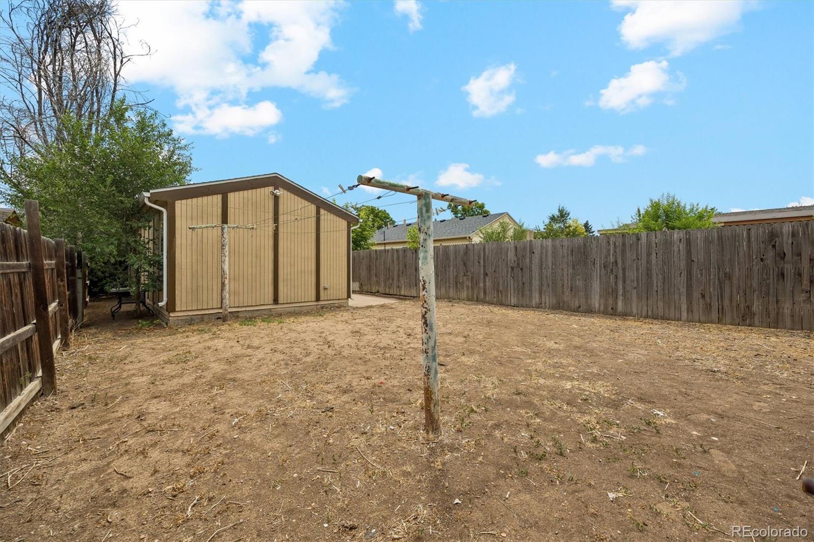MLS Image #33 for 937 s vrain street,denver, Colorado