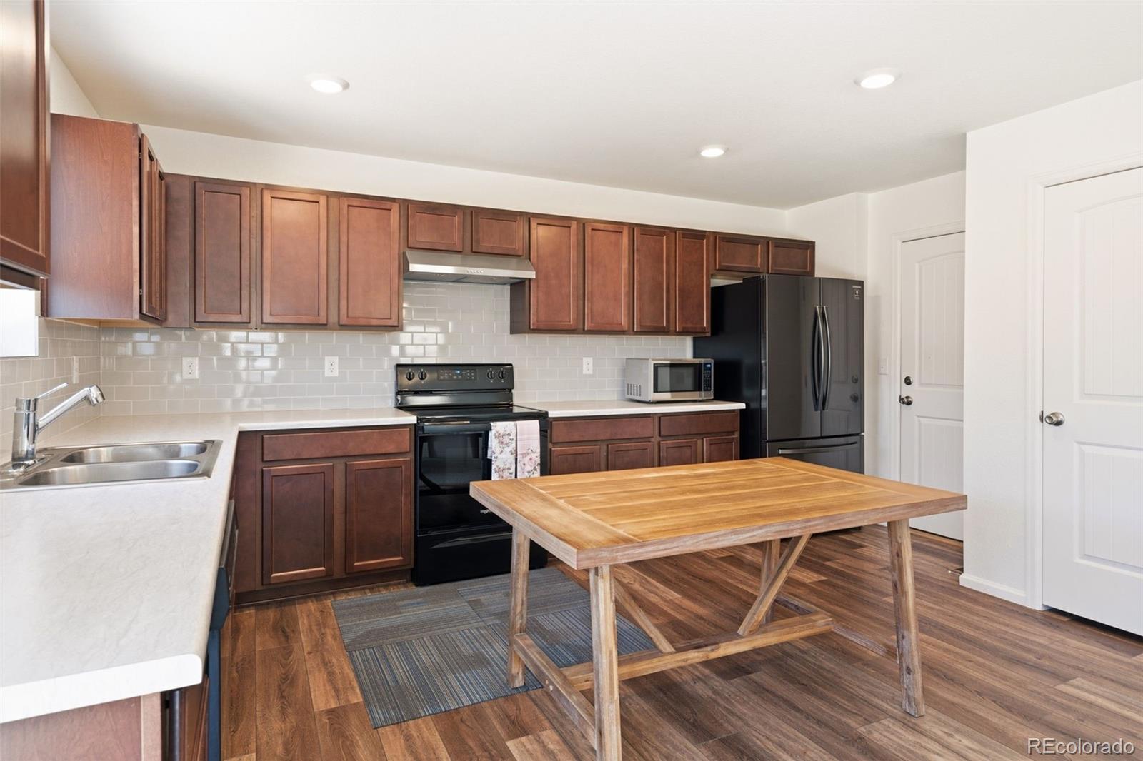 MLS Image #26 for 1916  coopers hawk court,brighton, Colorado