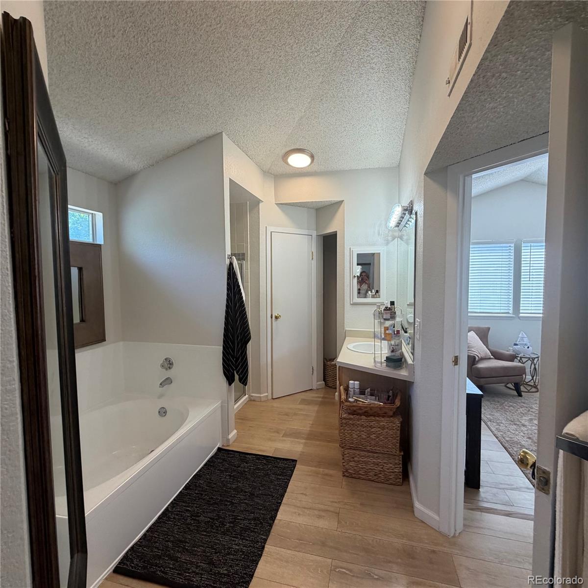 MLS Image #18 for 6001 s yosemite street,greenwood village, Colorado