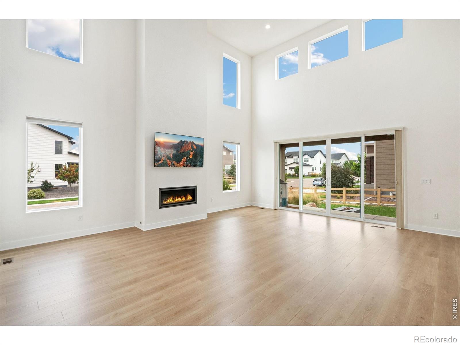 MLS Image #3 for 4941  oakley drive,timnath, Colorado