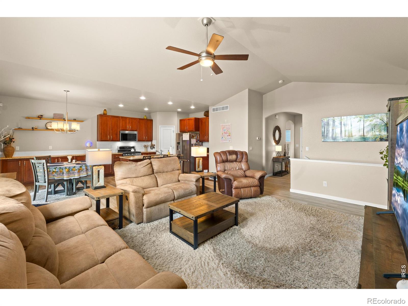 MLS Image #11 for 2005  saddleback drive,milliken, Colorado