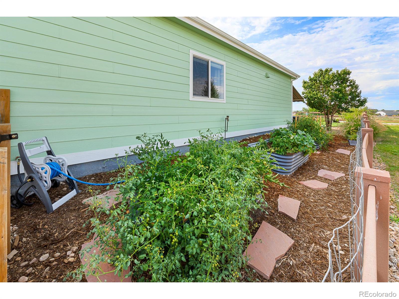 MLS Image #39 for 2005  saddleback drive,milliken, Colorado