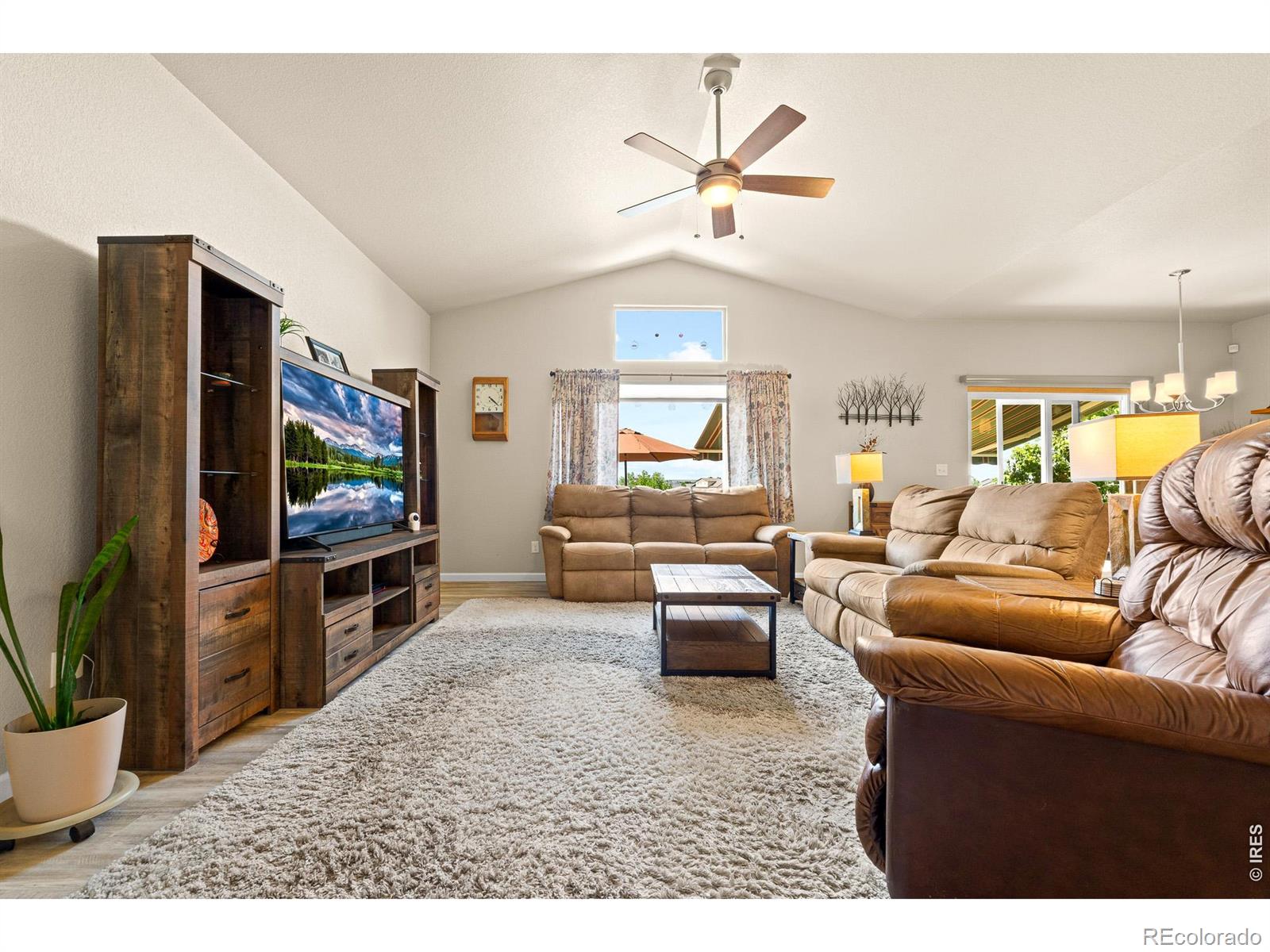 MLS Image #7 for 2005  saddleback drive,milliken, Colorado