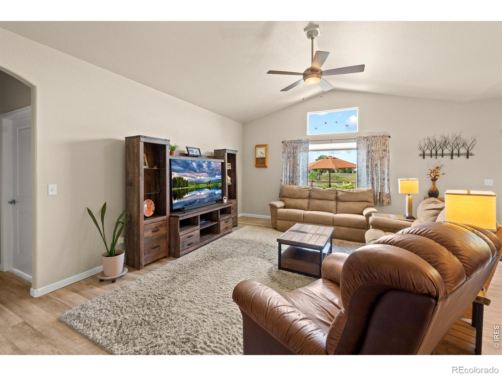 MLS Image #8 for 2005  saddleback drive,milliken, Colorado