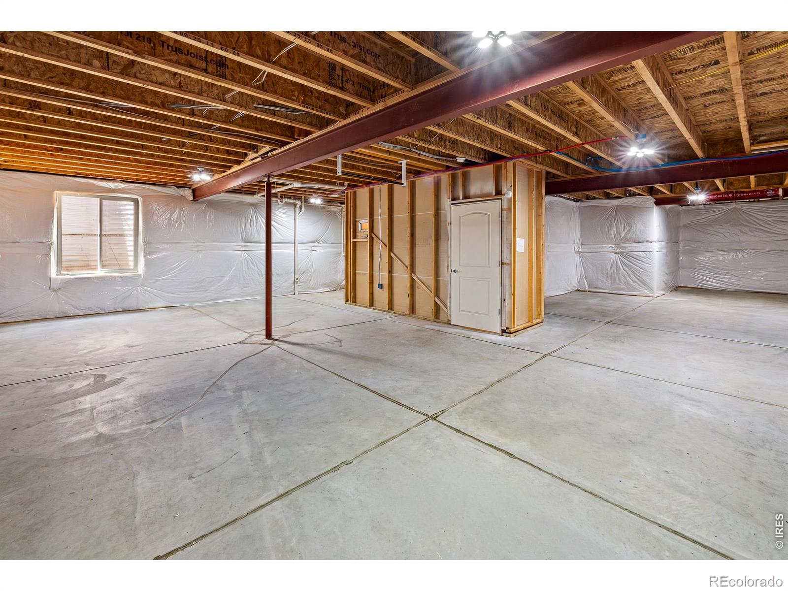 MLS Image #37 for 5056  silverwood drive,johnstown, Colorado