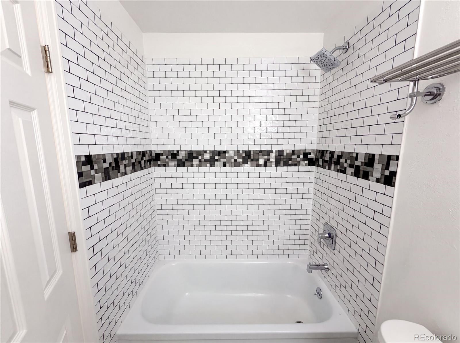 MLS Image #18 for 885 w 7th avenue drive,broomfield, Colorado