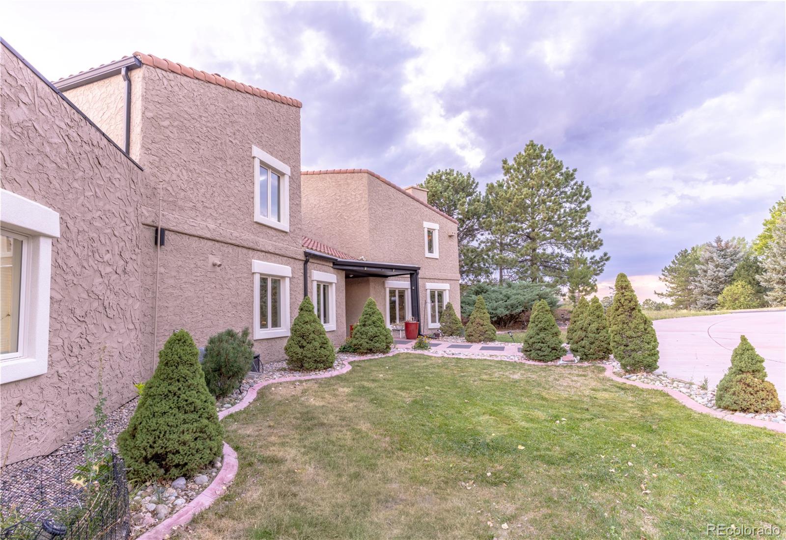 MLS Image #3 for 8095 s oak hill circle,aurora, Colorado