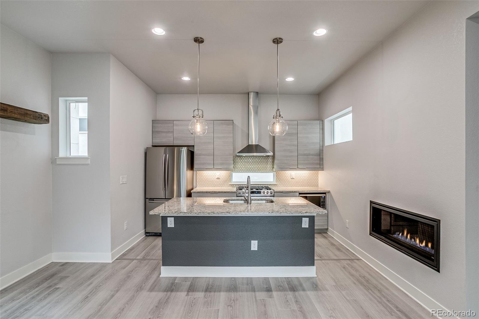 MLS Image #5 for 1621  king street,denver, Colorado
