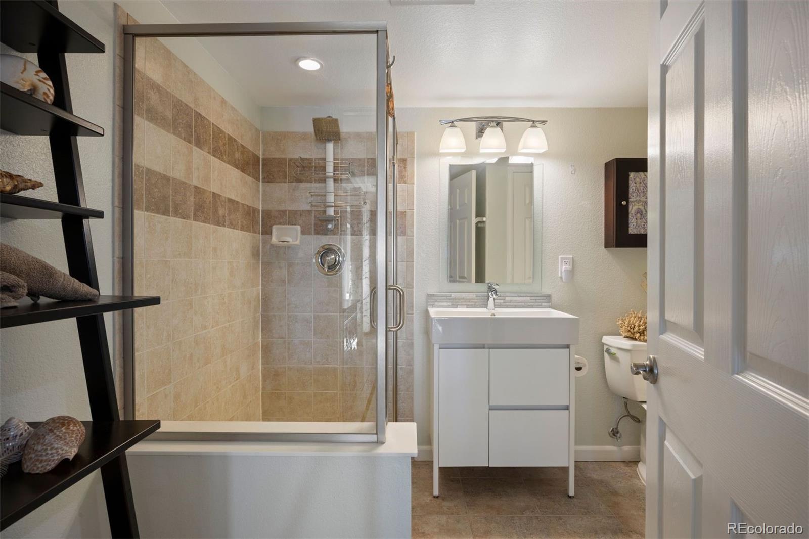 MLS Image #21 for 1201  berganot trail,castle pines, Colorado
