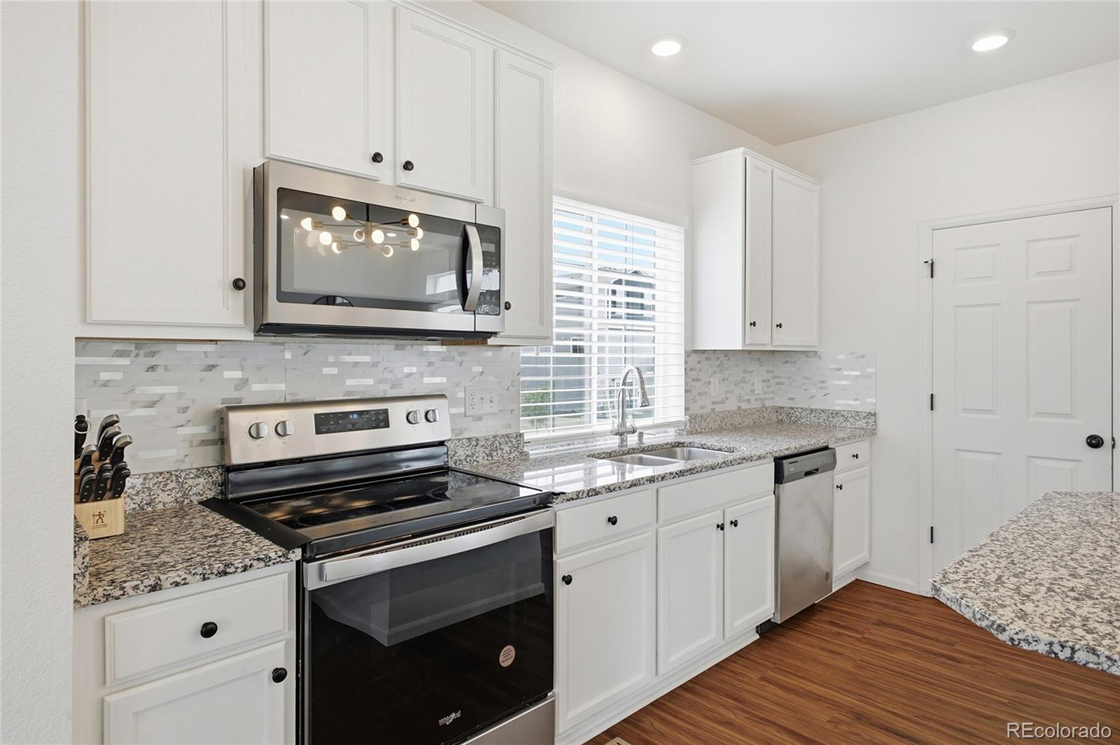 MLS Image #11 for 4003 n quatar court,aurora, Colorado
