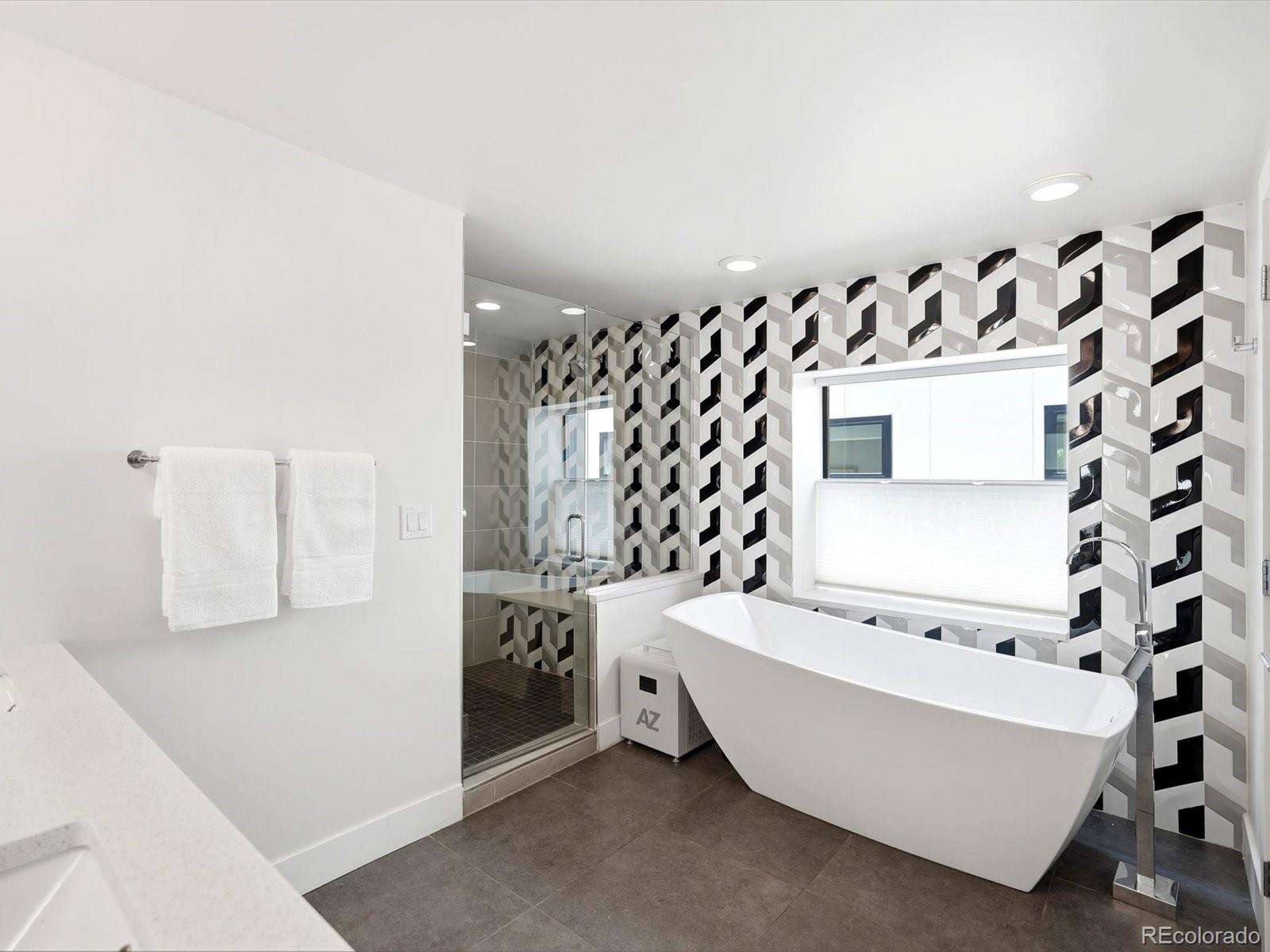 MLS Image #33 for 3145  wyandot street,denver, Colorado